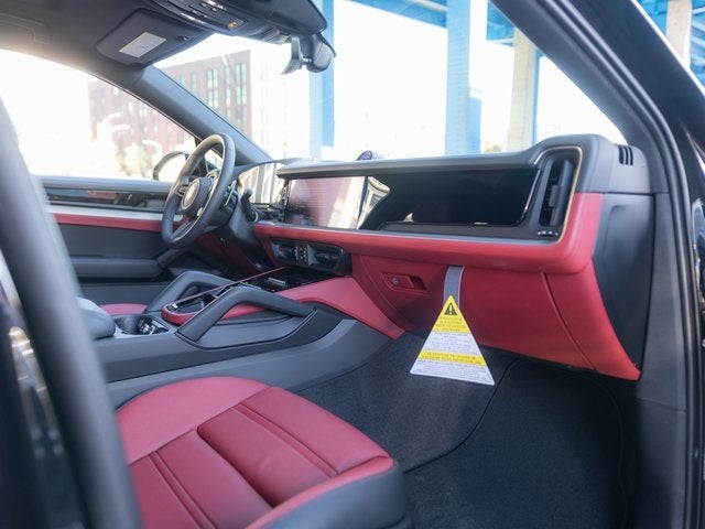 2026 Porsche Cayenne Coupe Base