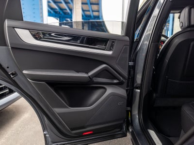 2026 Porsche Cayenne Cayenne Coupe