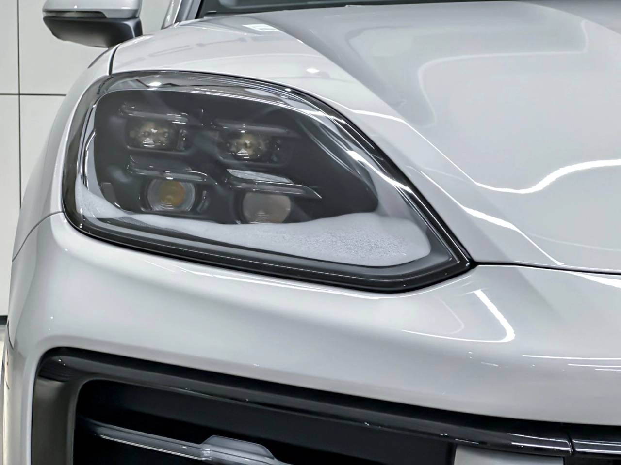 2025 Porsche Cayenne Cayenne Coupe