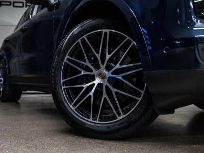 2025 Porsche Cayenne Coupe