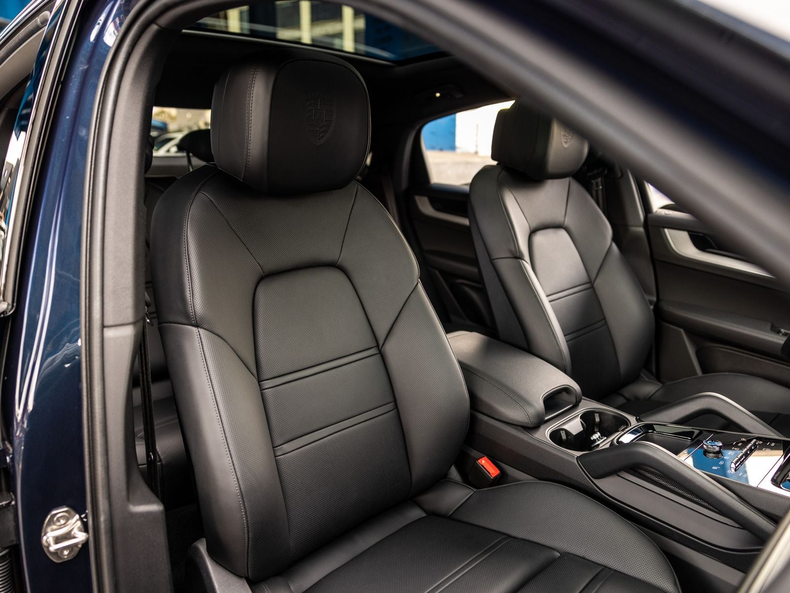 2025 Porsche Cayenne Coupe