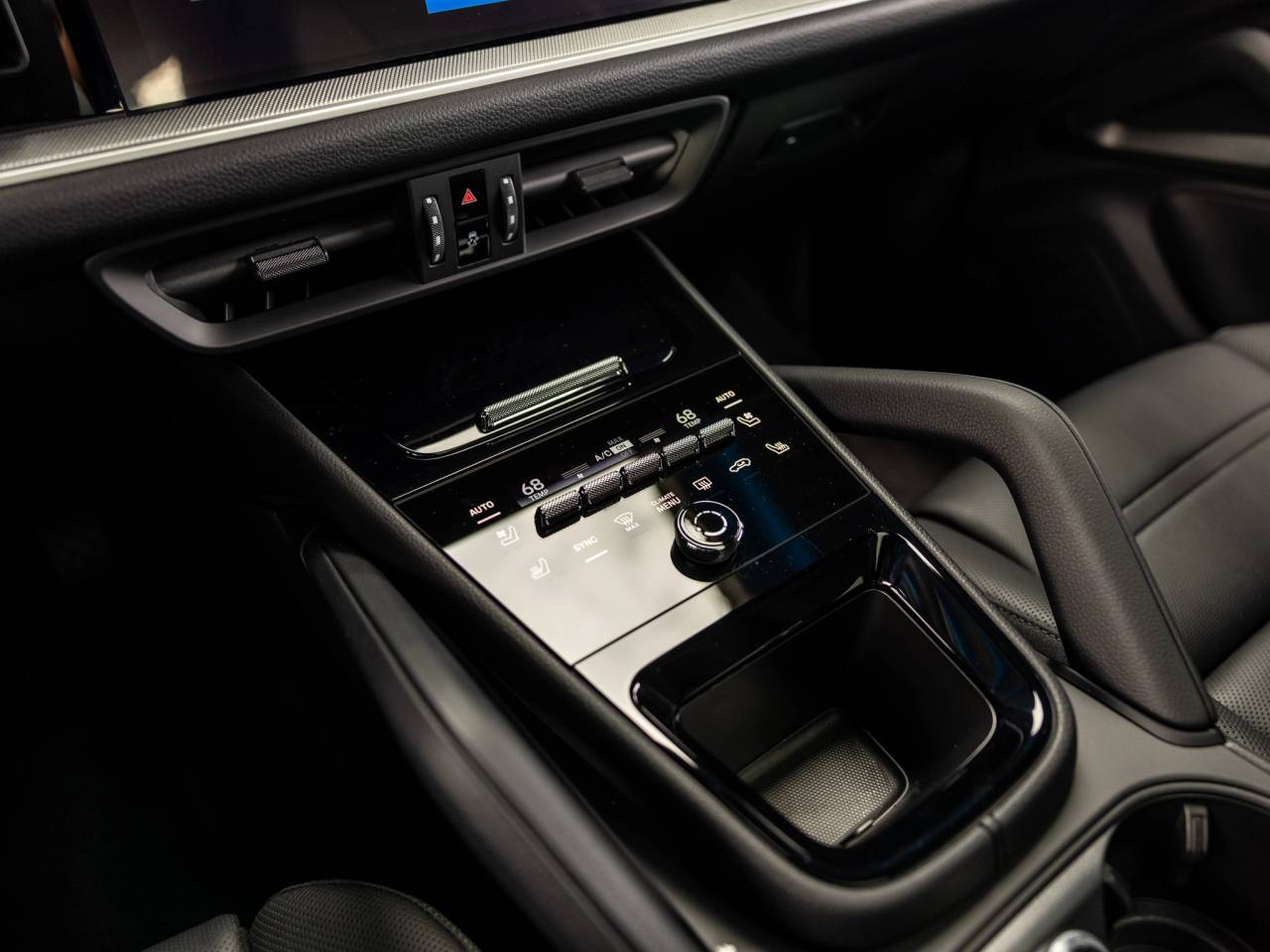 2025 Porsche Cayenne Coupe