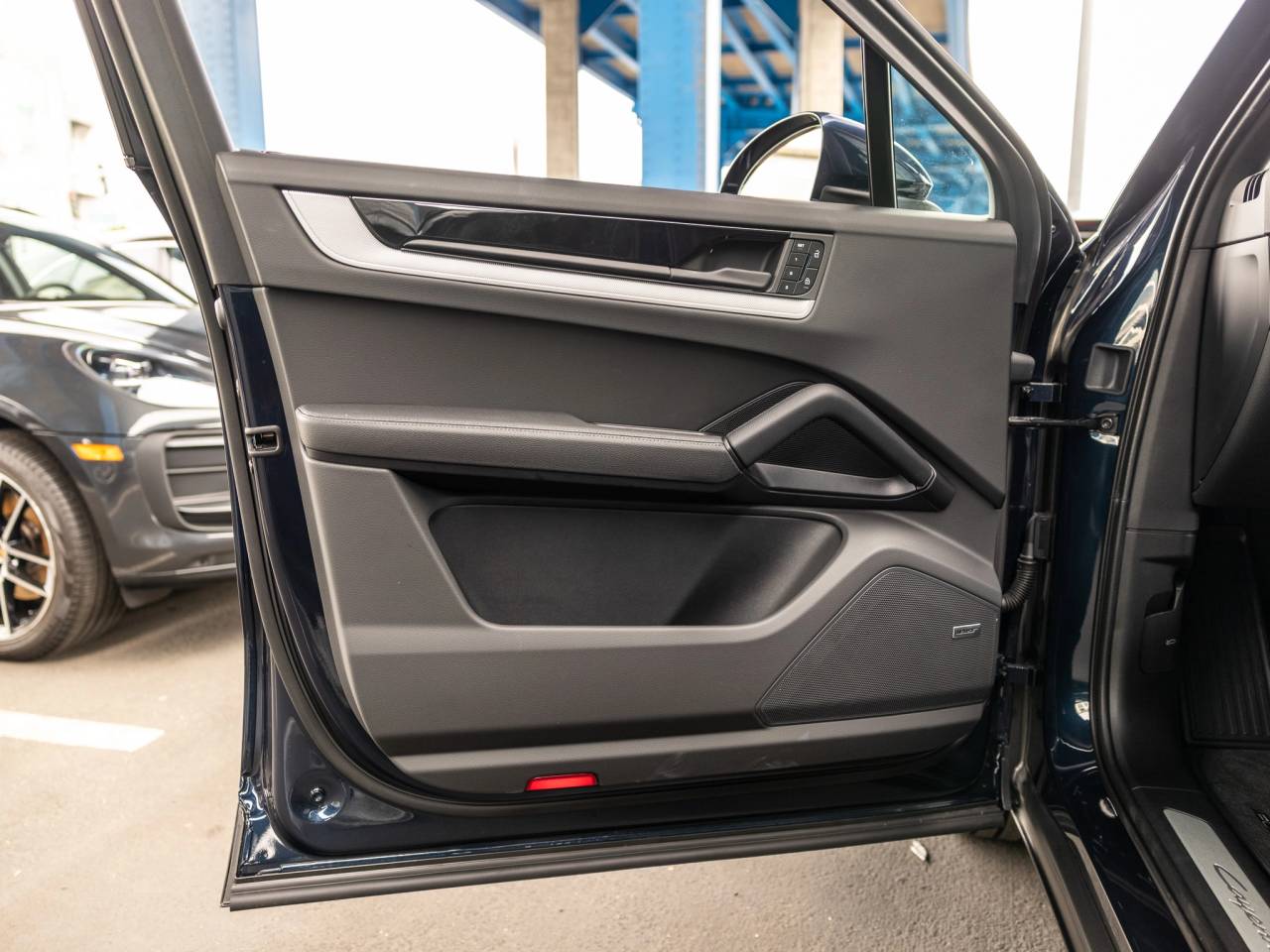 2025 Porsche Cayenne Coupe