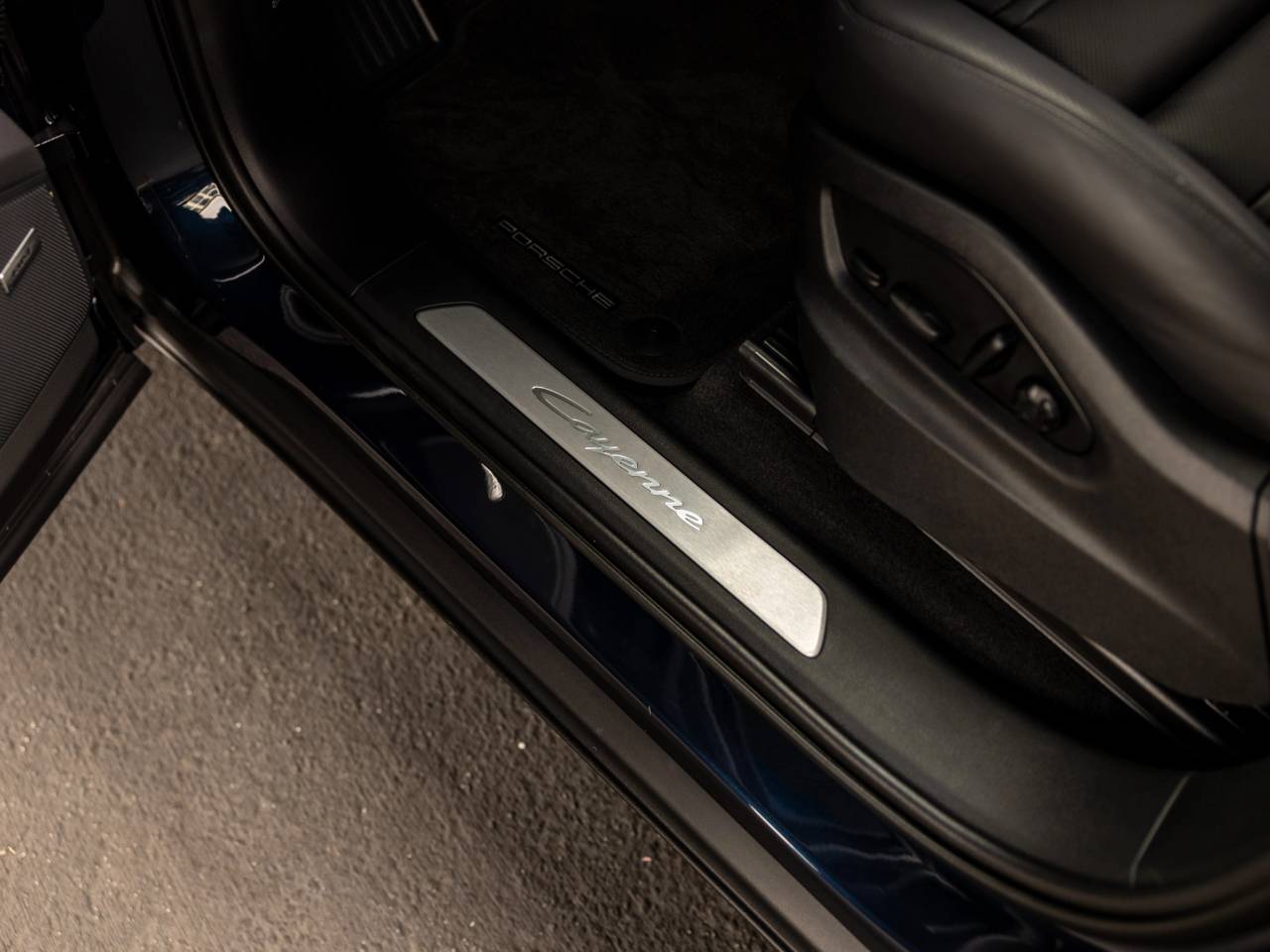 2025 Porsche Cayenne Coupe