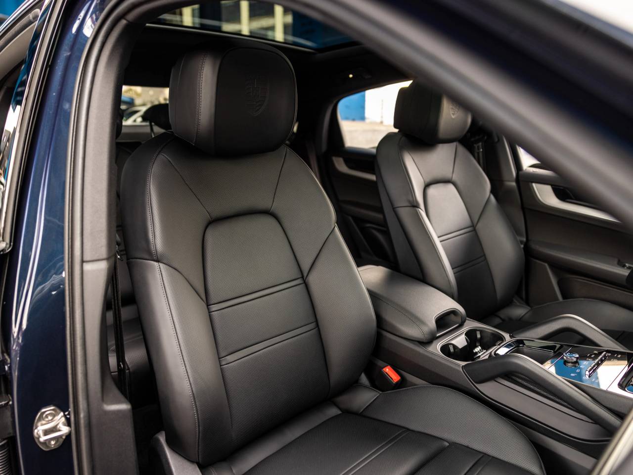 2025 Porsche Cayenne Coupe