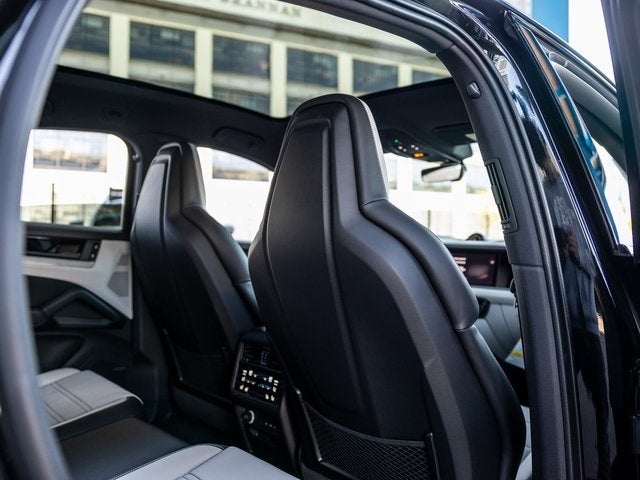 2025 Porsche Cayenne Cayenne Coupe