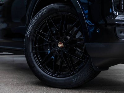 2025 Porsche Cayenne Cayenne Coupe