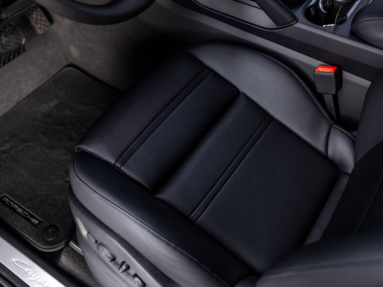 2026 Porsche Cayenne Cayenne Coupe