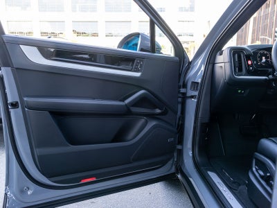 2026 Porsche Cayenne Coupe