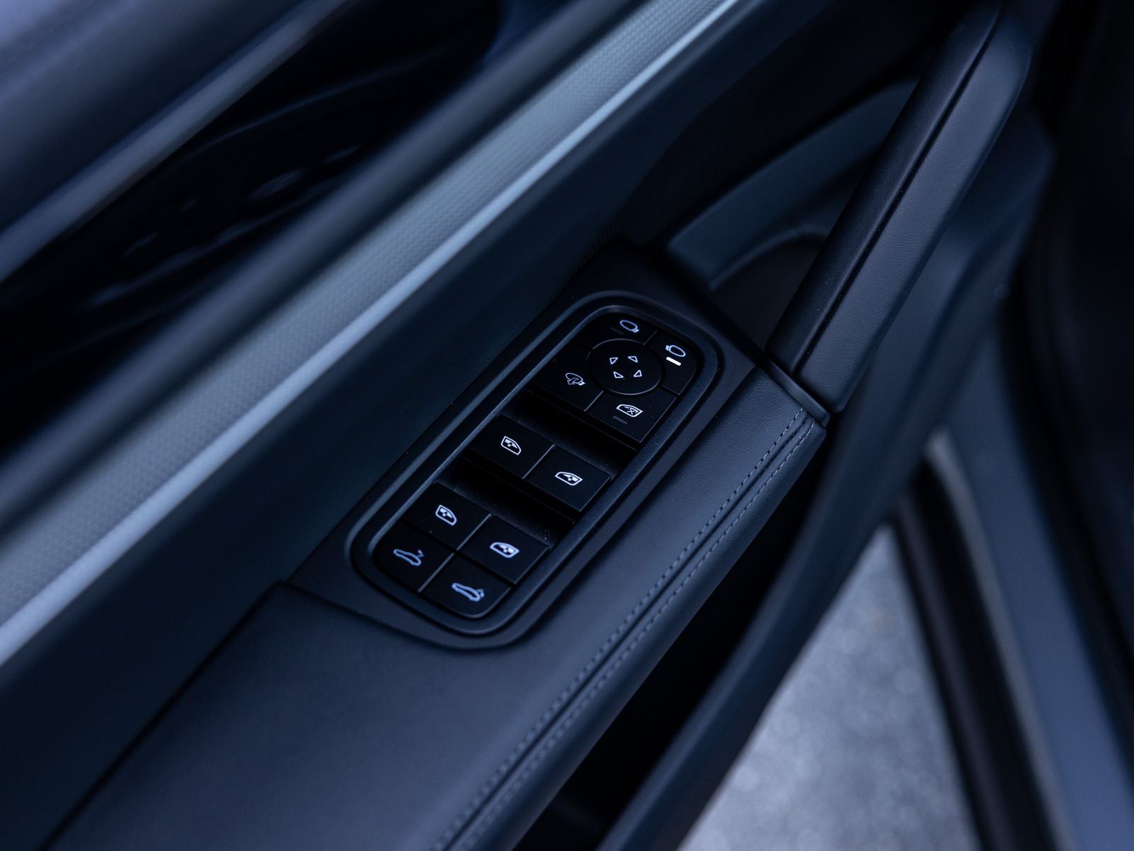 2026 Porsche Cayenne Coupe