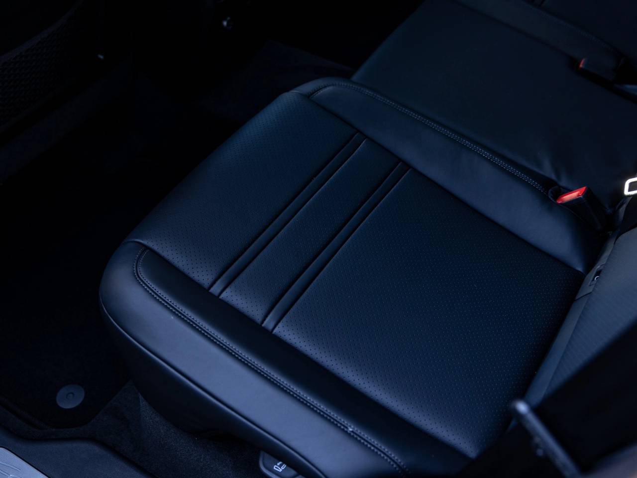 2026 Porsche Cayenne Coupe