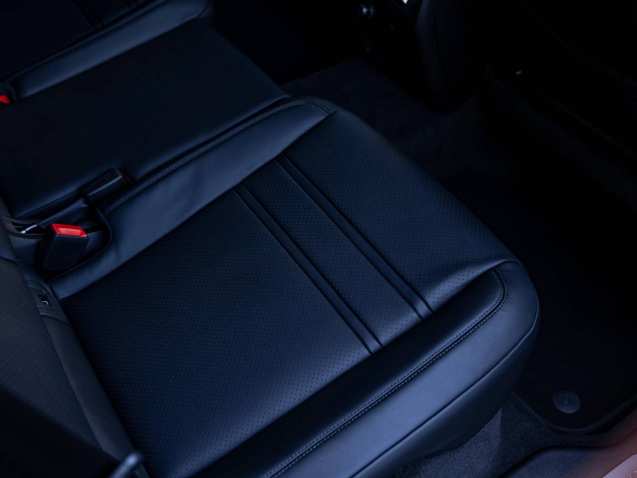 2026 Porsche Cayenne Coupe