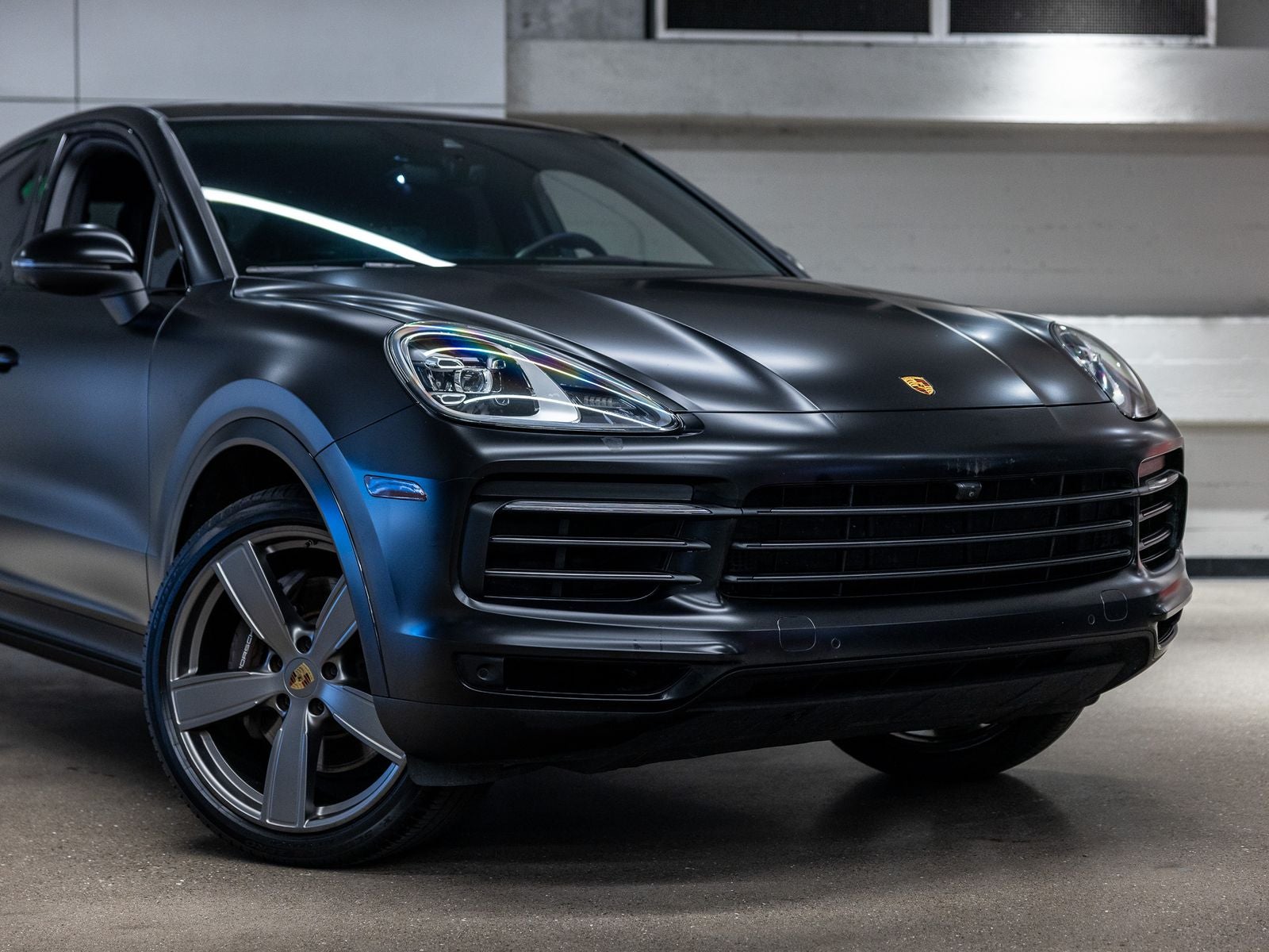 2023 Porsche Cayenne Coupe Platinum Edition