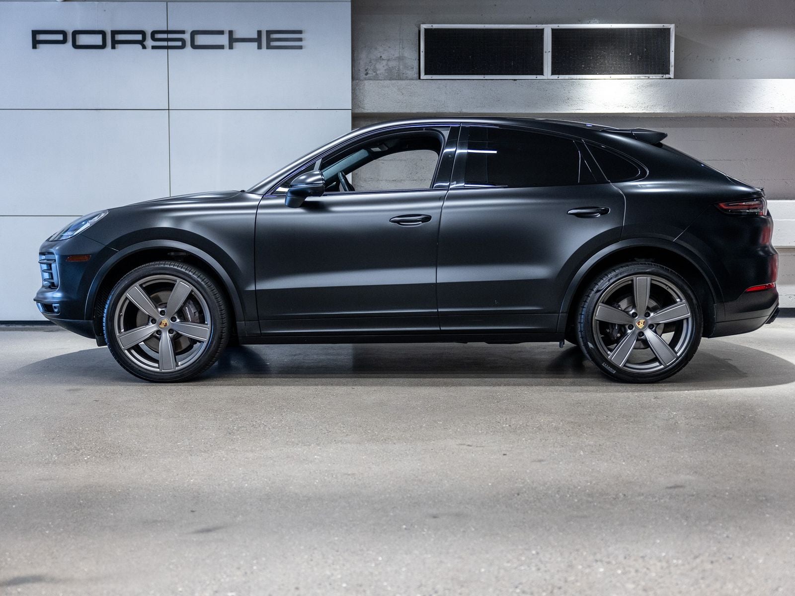 2023 Porsche Cayenne Coupe Platinum Edition