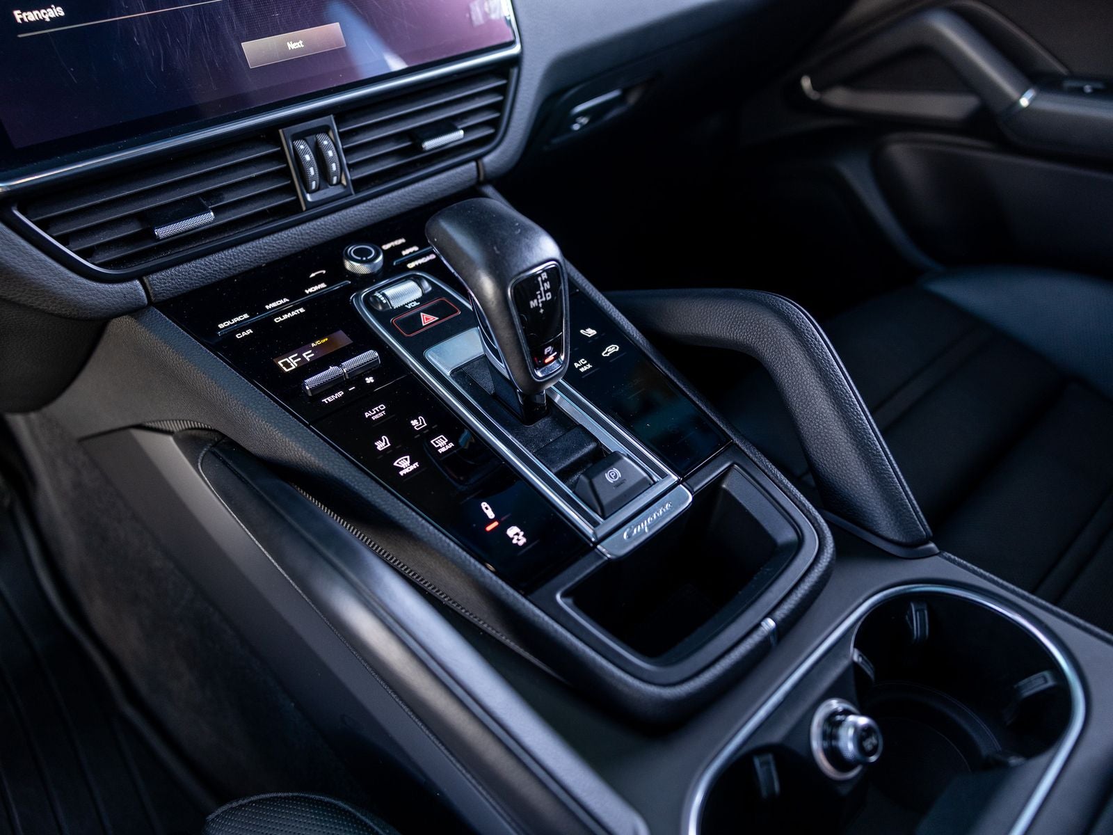 2023 Porsche Cayenne Coupe Platinum Edition