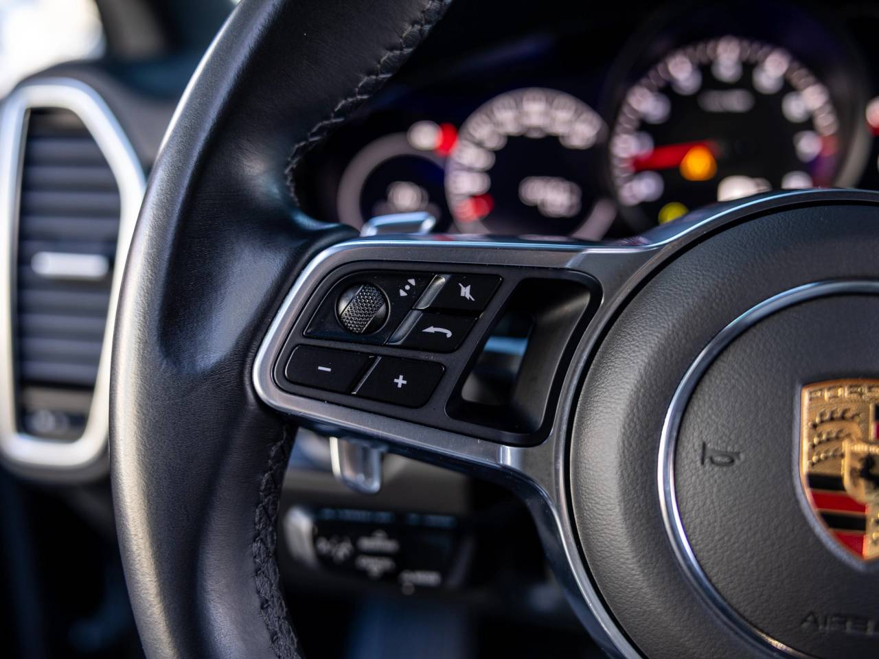 2023 Porsche Cayenne Cayenne Coupe Platinum Edition