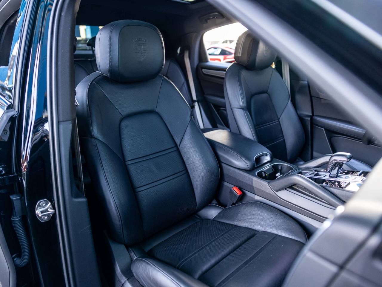 2023 Porsche Cayenne Cayenne Coupe Platinum Edition
