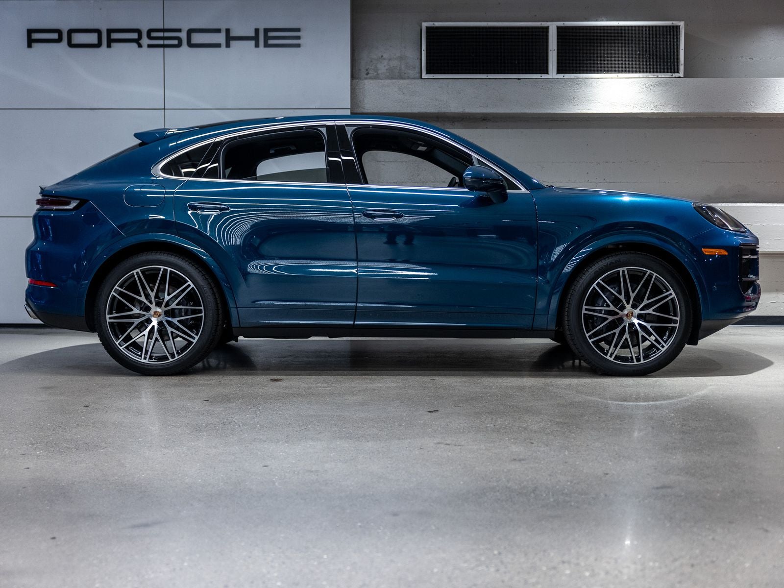 2025 Porsche Cayenne Cayenne Coupe