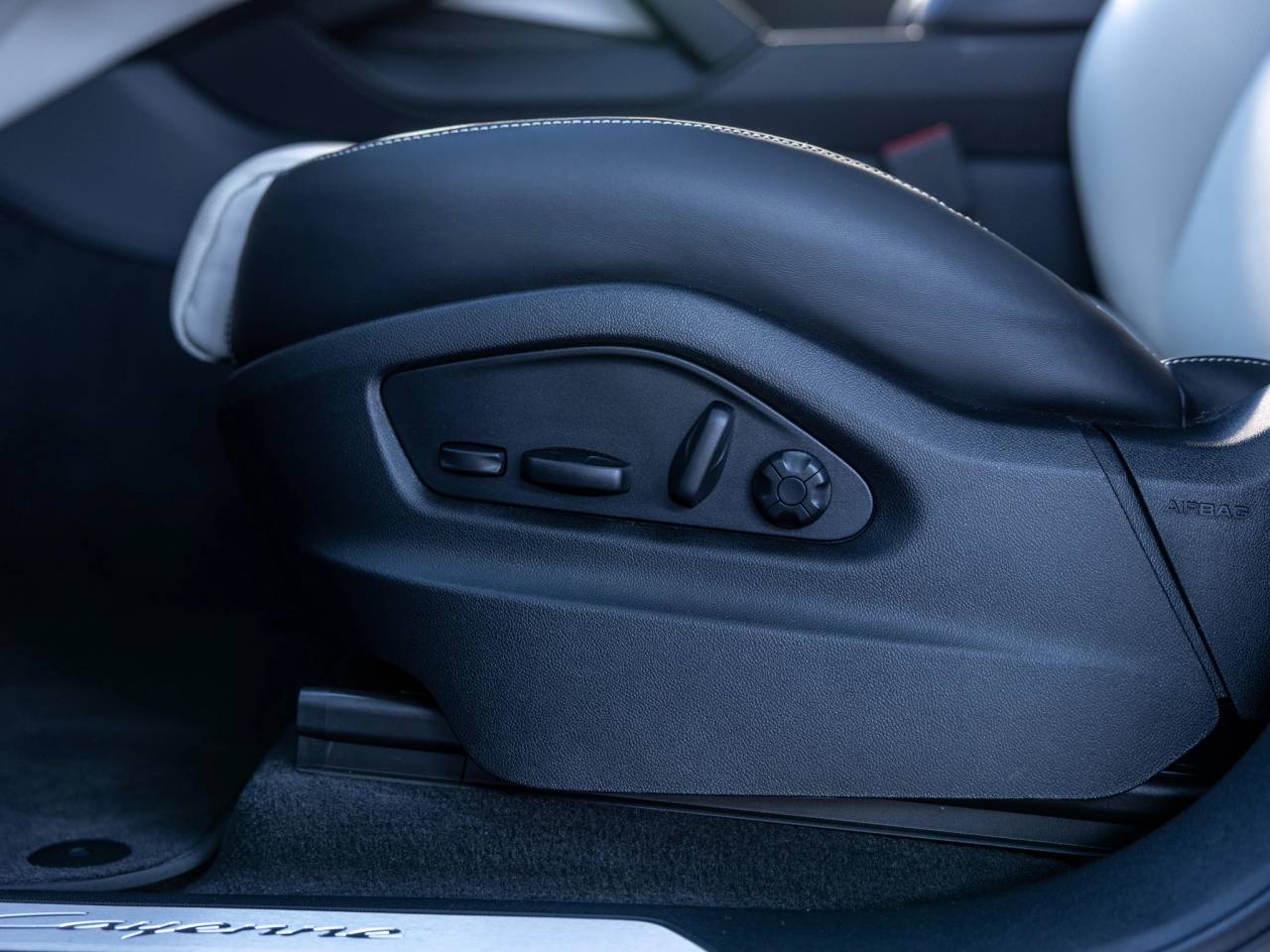 2025 Porsche Cayenne Cayenne Coupe