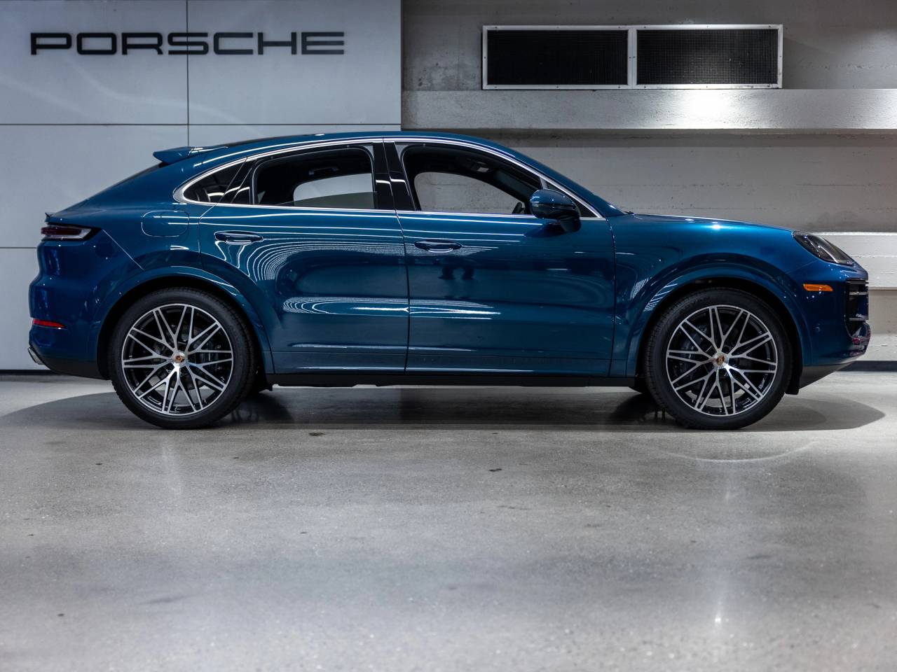 2025 Porsche Cayenne Cayenne Coupe