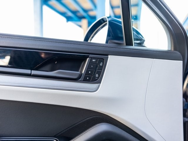 2025 Porsche Cayenne Cayenne Coupe