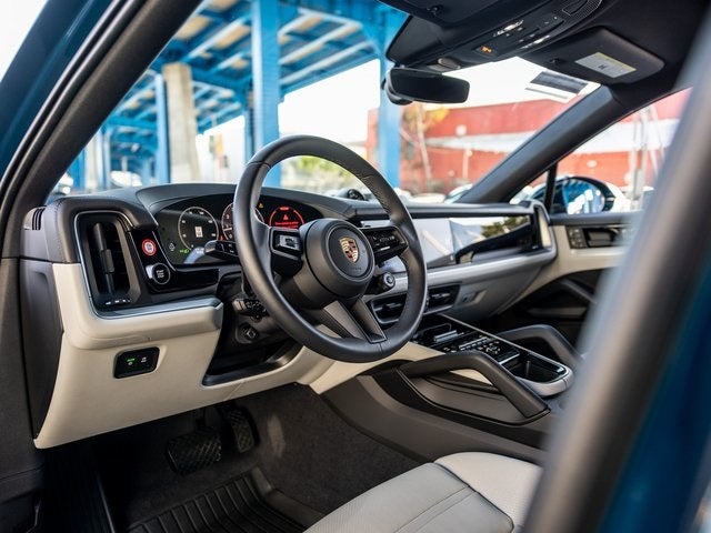 2025 Porsche Cayenne Cayenne Coupe