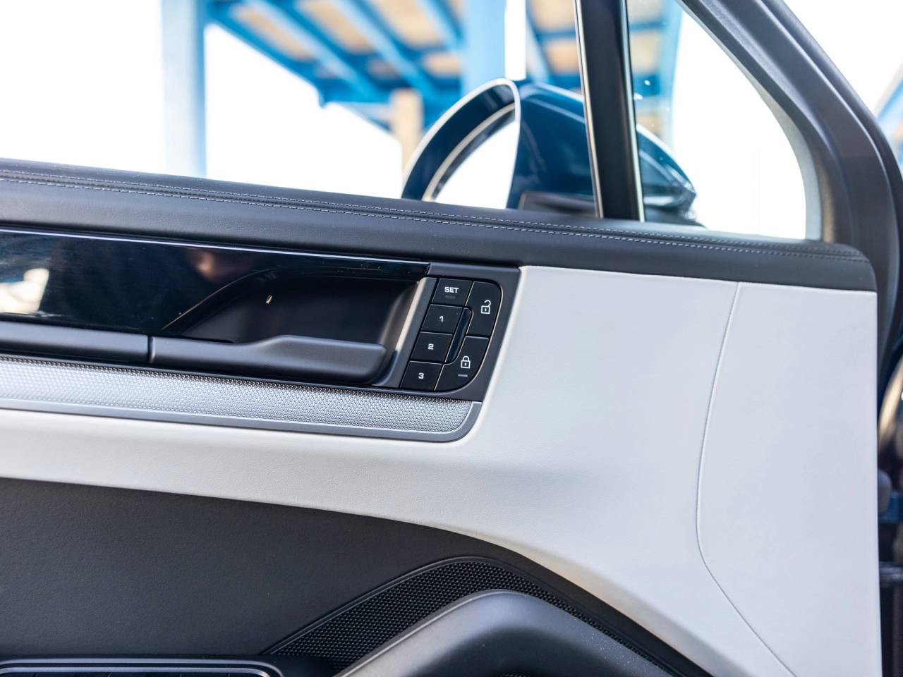 2025 Porsche Cayenne Cayenne Coupe