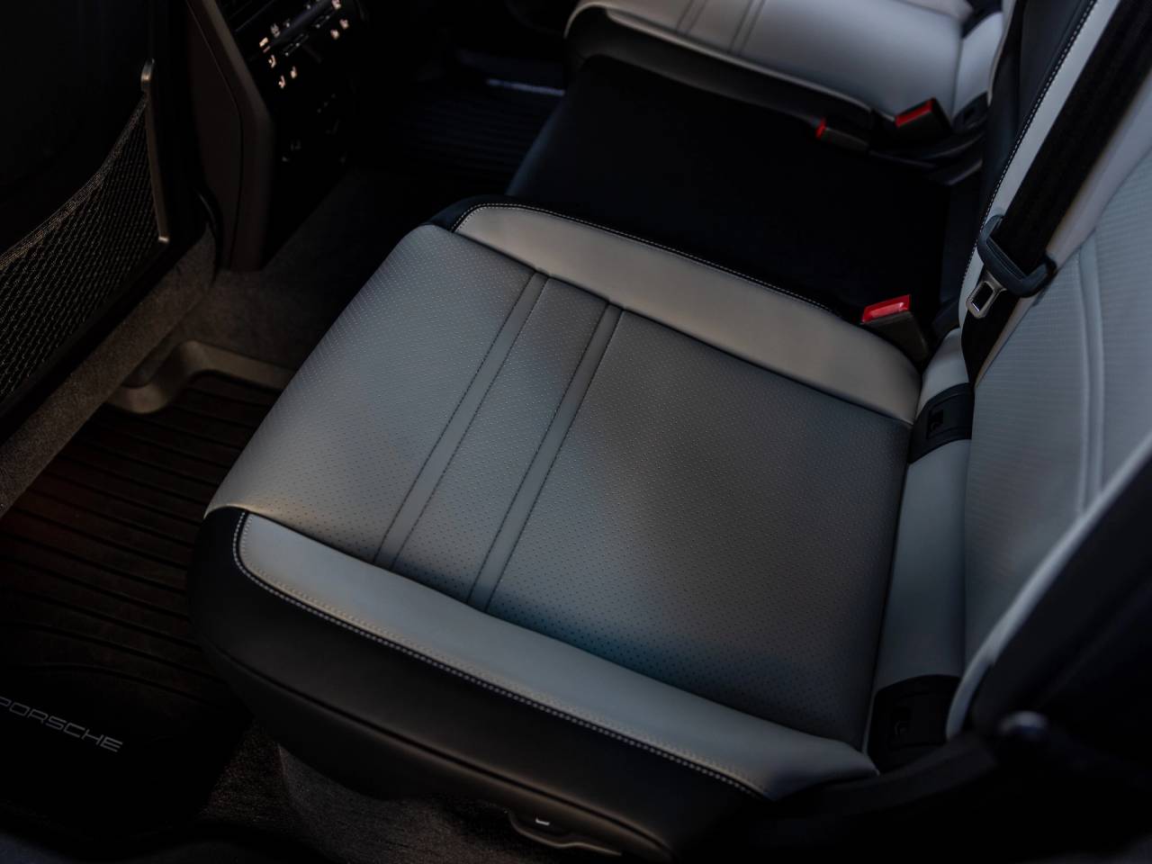 2025 Porsche Cayenne Cayenne Coupe