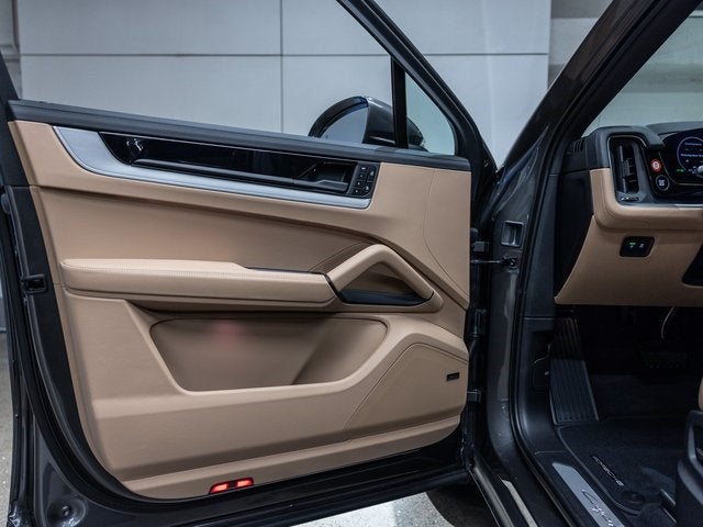 2026 Porsche Cayenne Cayenne Coupe