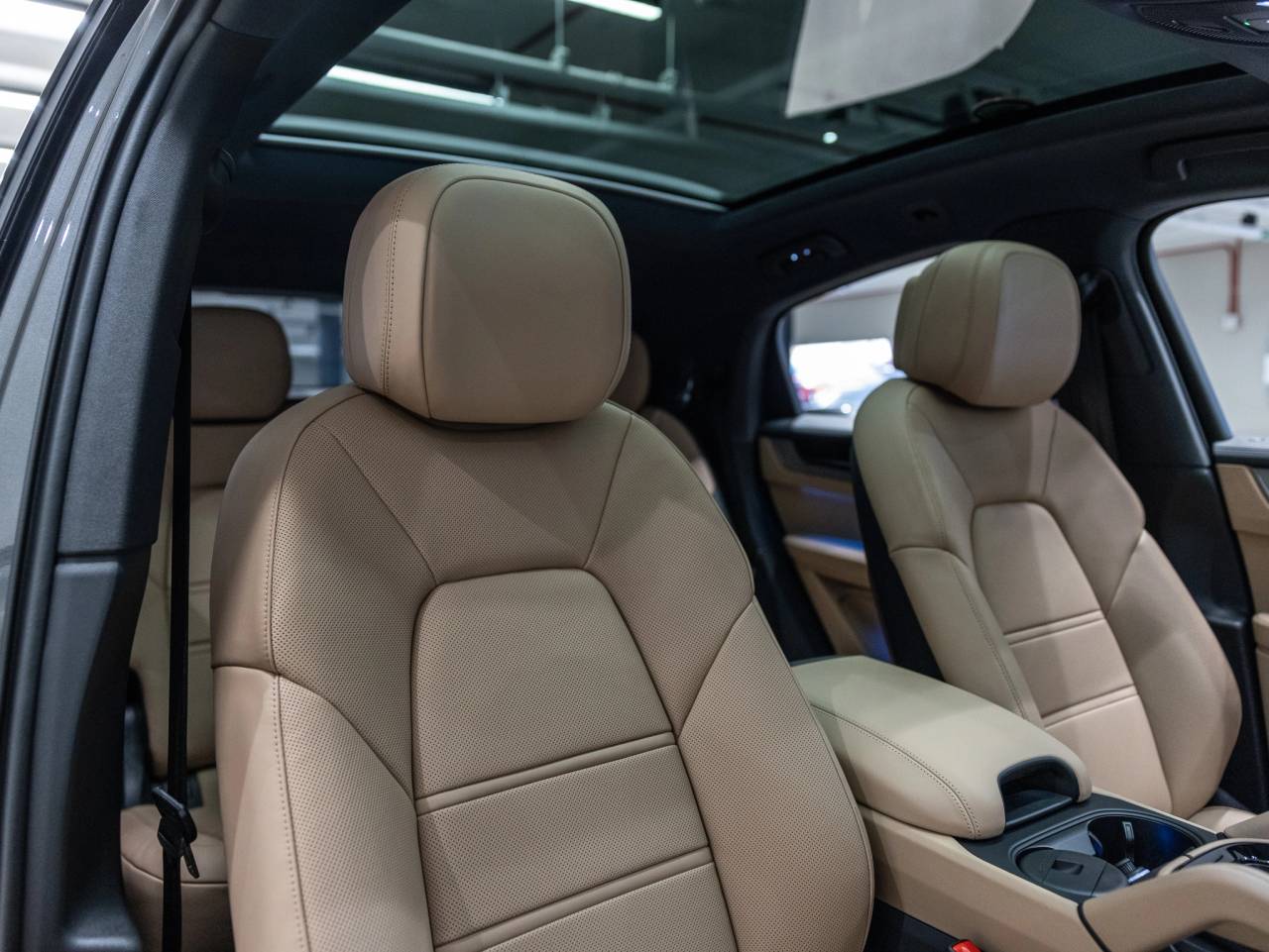 2026 Porsche Cayenne Cayenne Coupe