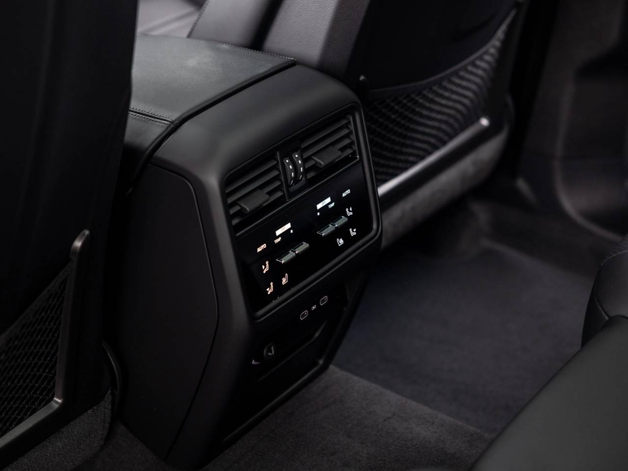 2026 Porsche Cayenne Coupe