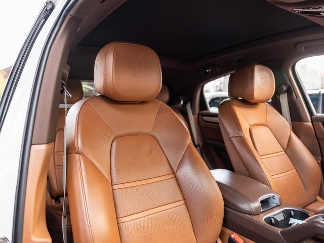 2023 Porsche Cayenne Cayenne Coupe Platinum Edition