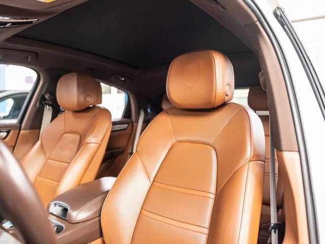 2023 Porsche Cayenne Cayenne Coupe Platinum Edition