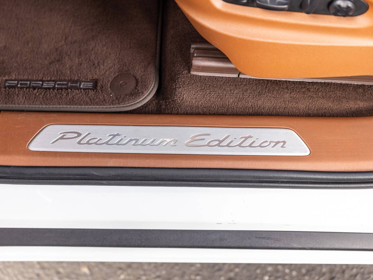 2023 Porsche Cayenne Cayenne Coupe Platinum Edition