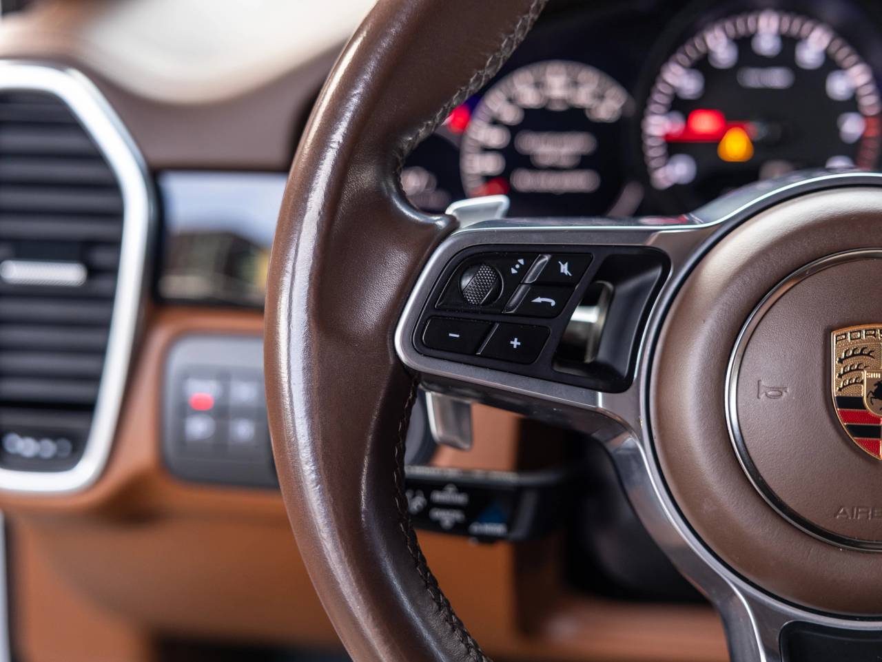 2023 Porsche Cayenne Cayenne Coupe Platinum Edition