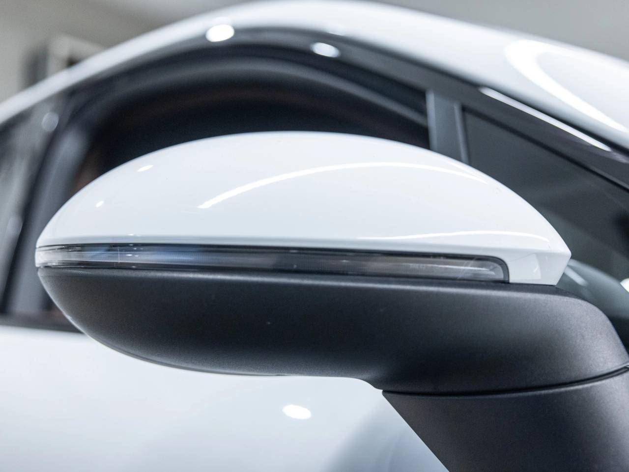 2023 Porsche Cayenne Cayenne Coupe Platinum Edition