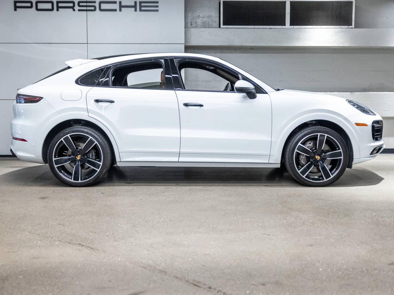 2023 Porsche Cayenne Cayenne Coupe Platinum Edition