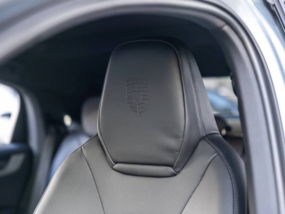 2026 Porsche Cayenne Cayenne Coupe