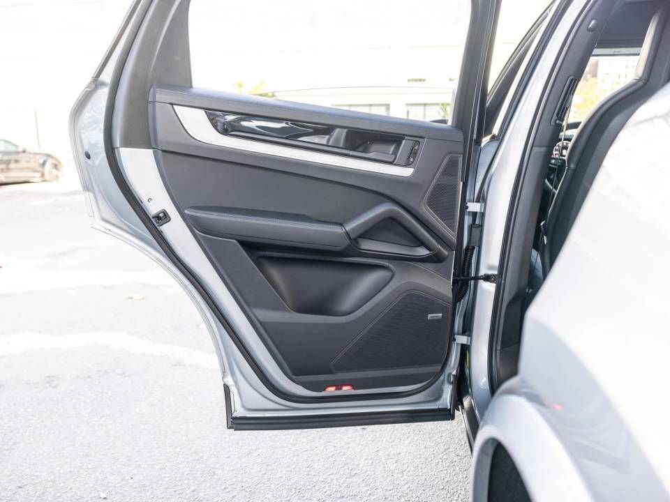 2026 Porsche Cayenne Cayenne Coupe