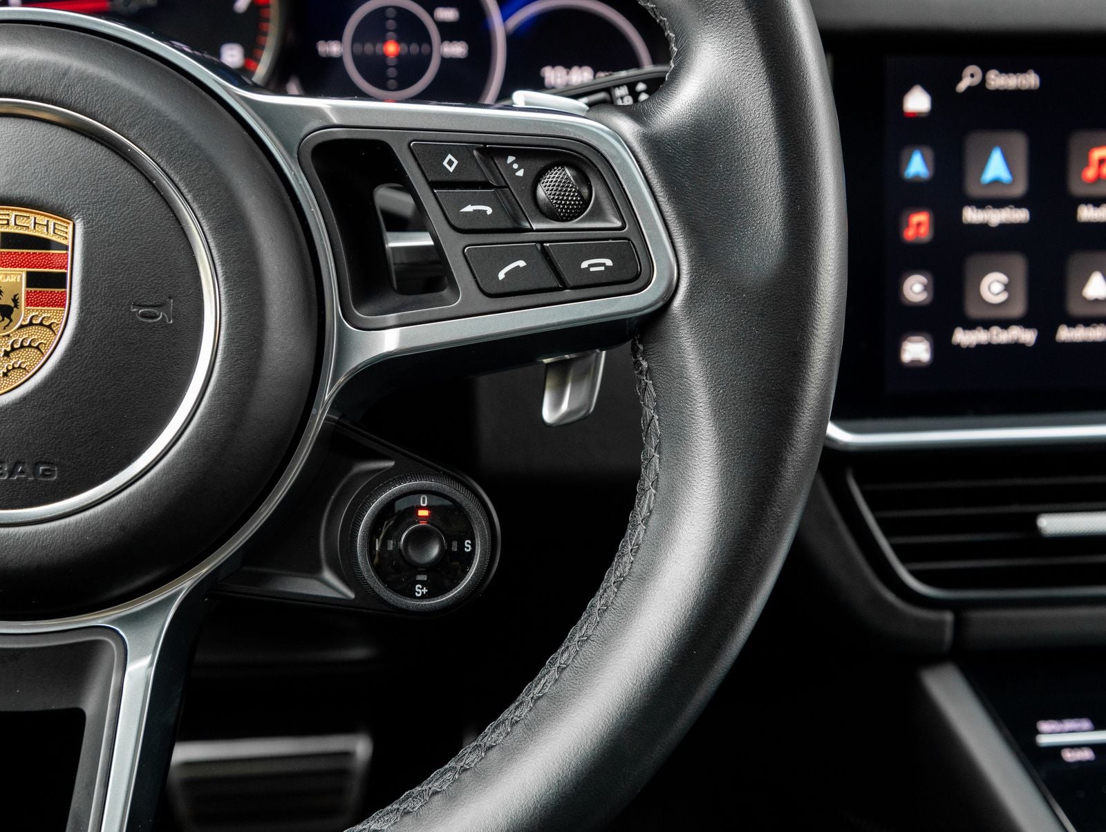 2023 Porsche Cayenne Coupe GTS
