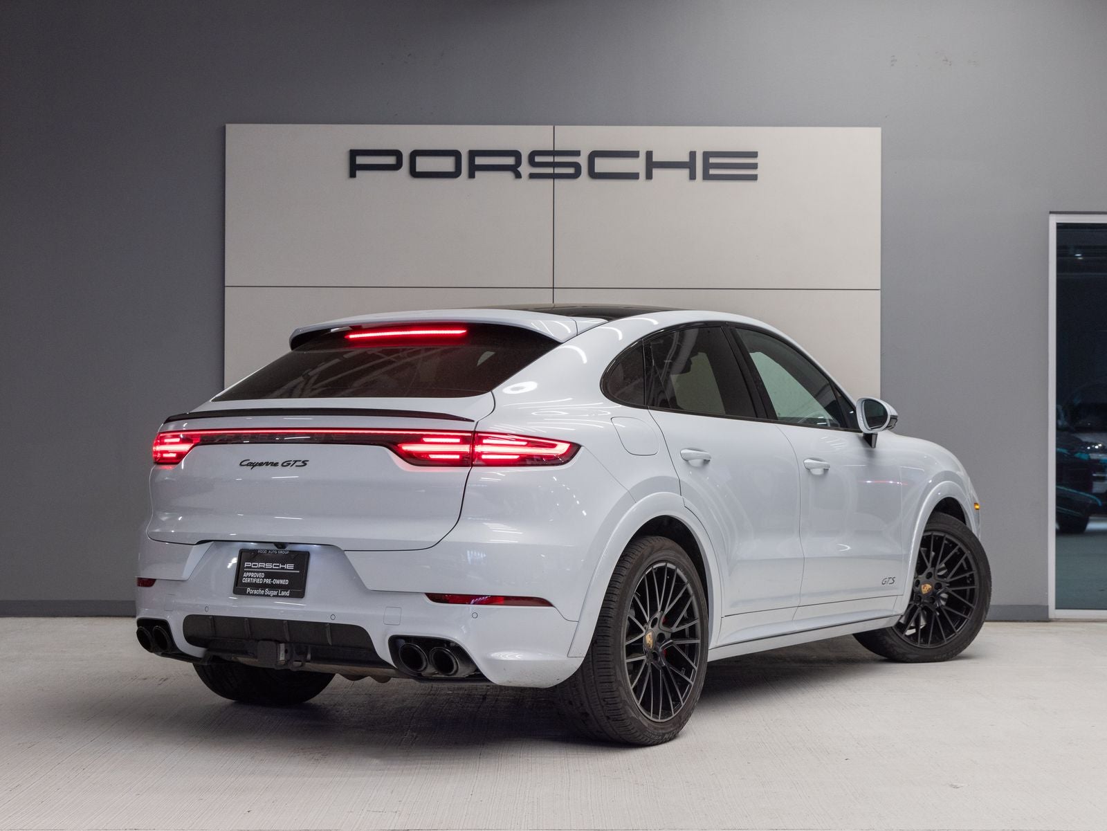 2023 Porsche Cayenne Coupe GTS