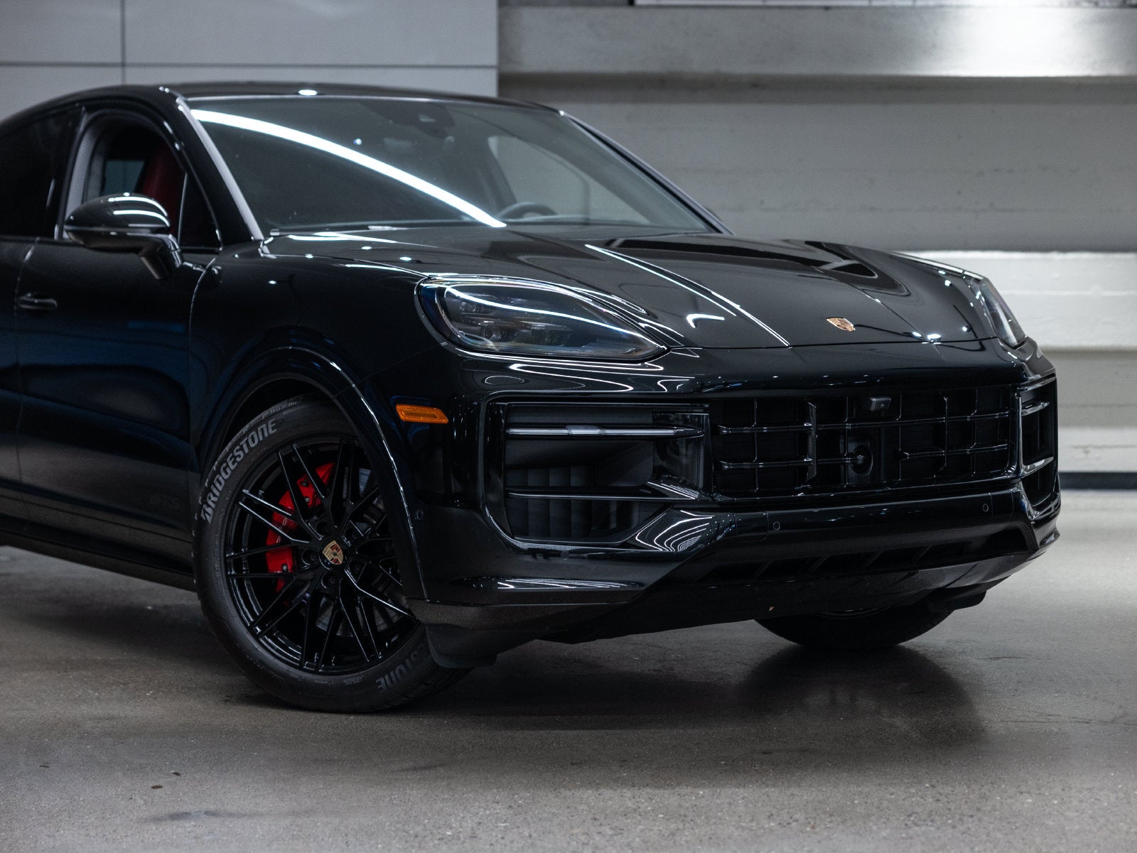 2025 Porsche Cayenne Cayenne GTS Coupe