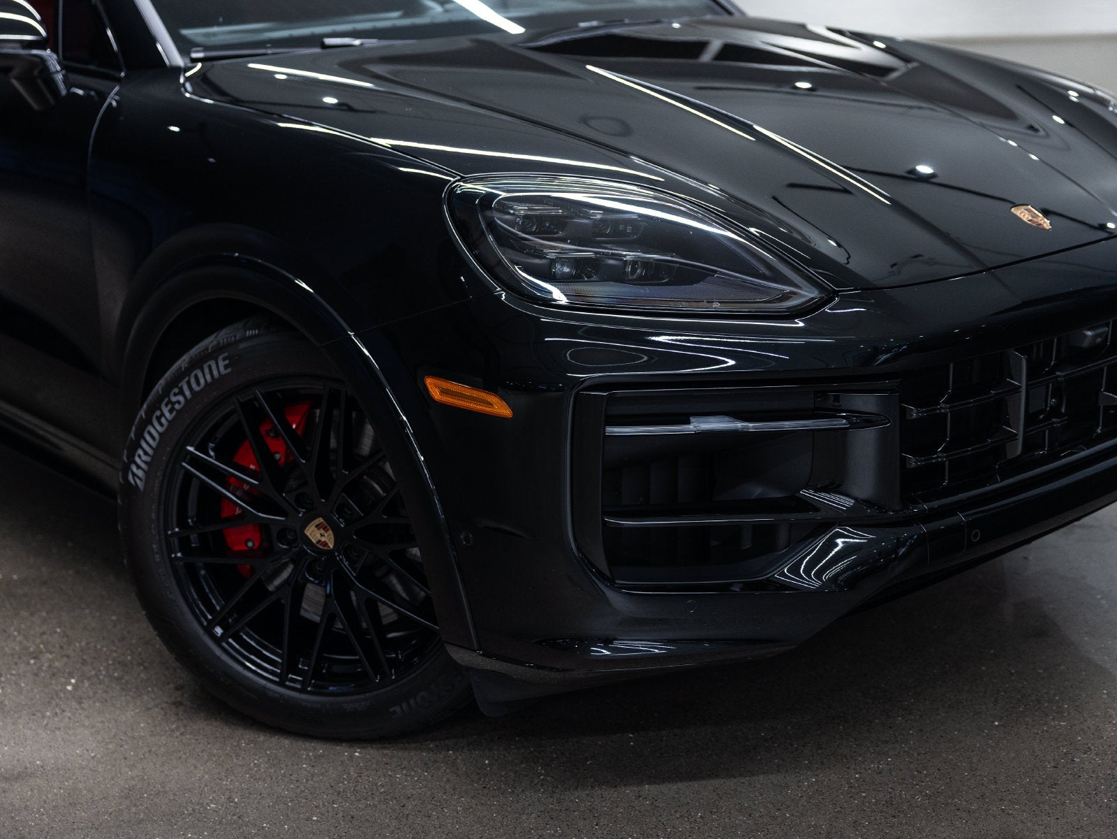 2025 Porsche Cayenne Cayenne GTS Coupe