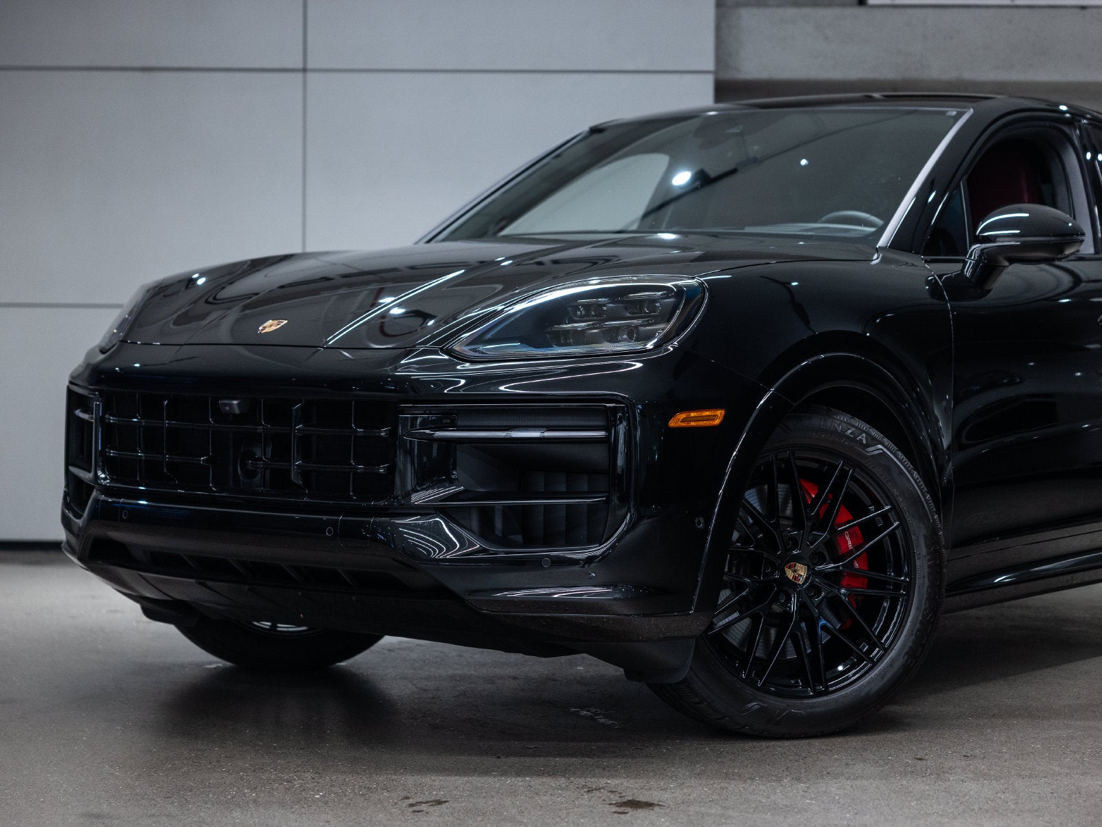 2025 Porsche Cayenne Cayenne GTS Coupe