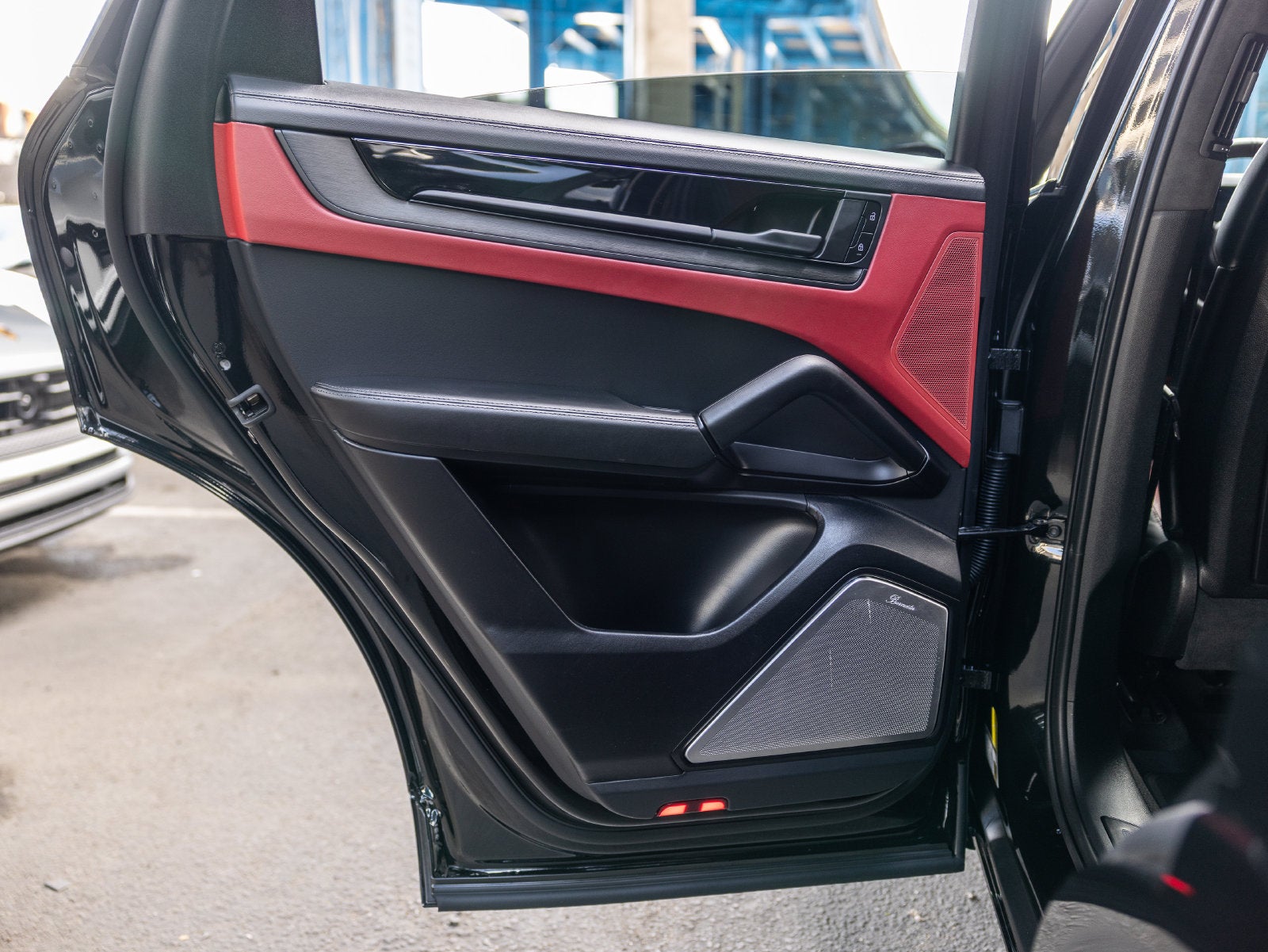 2025 Porsche Cayenne Cayenne GTS Coupe