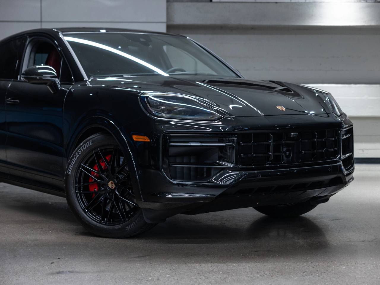 2025 Porsche Cayenne Cayenne GTS Coupe