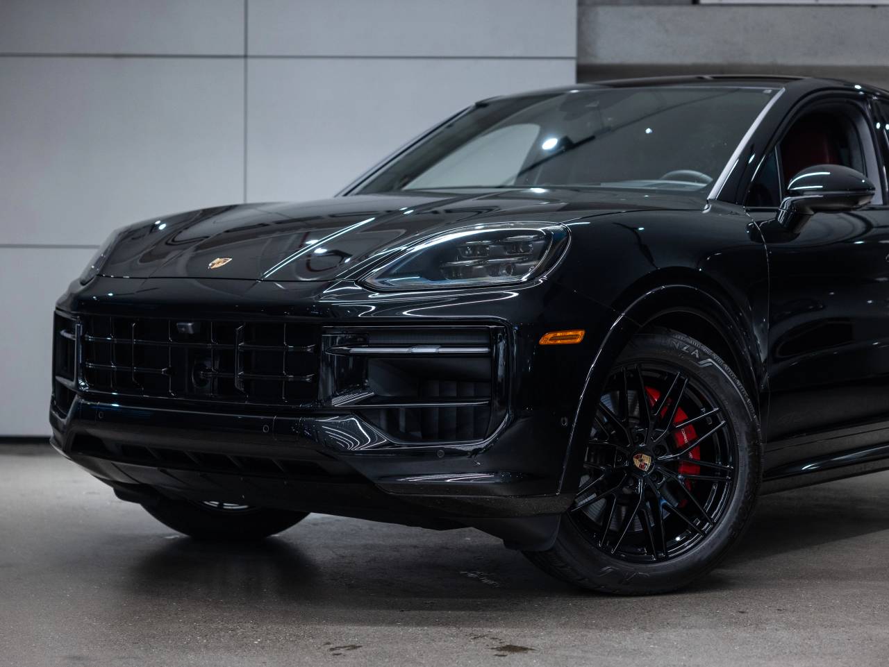 2025 Porsche Cayenne Cayenne GTS Coupe