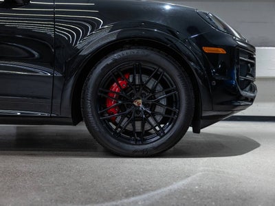 2025 Porsche Cayenne Cayenne GTS Coupe