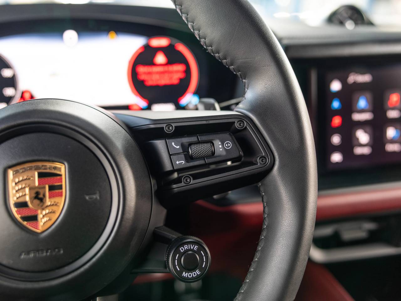 2025 Porsche Cayenne Cayenne GTS Coupe