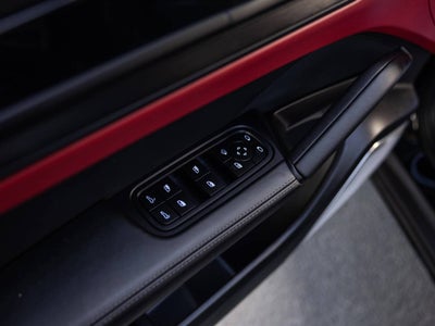 2025 Porsche Cayenne Cayenne GTS Coupe